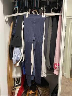 Women’s Never Worn Navy Blue Tights